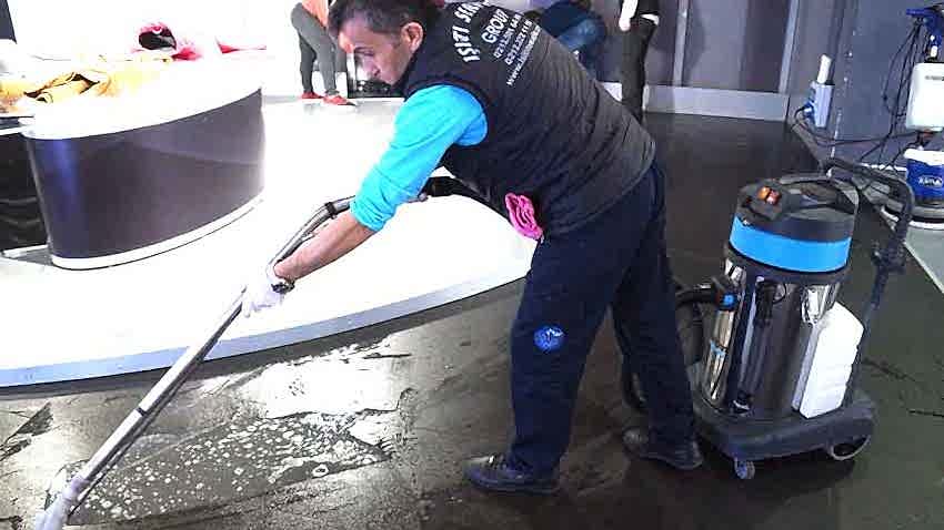 Erkekler Temizlik Yaparsa