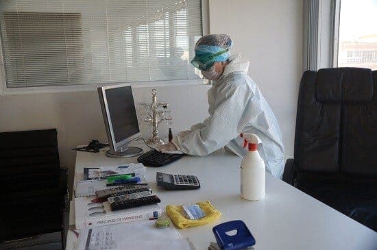 dezenfektanlı Ofis temizlik firmasi