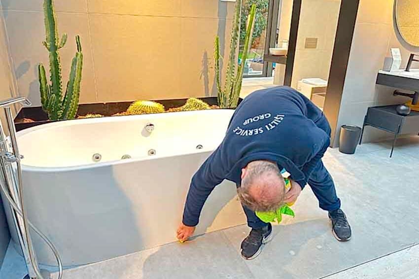 Kurumsal Ev Temizliğinde uzman ve güçlü kadro.